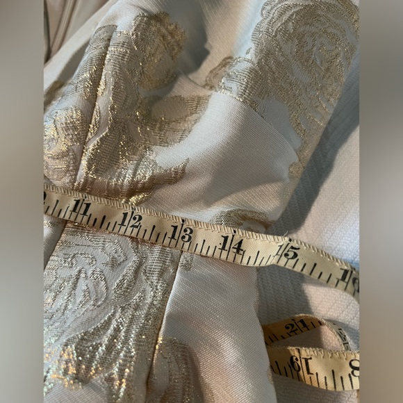 Eliza J hi lo gown size 6 champagne and gold  NWOT - Picture 10 of 12